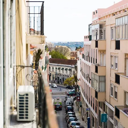 Ola - Rato Iii Apartment